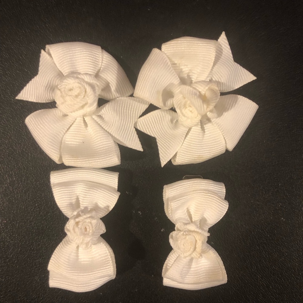 Elegant White Floral Hair Clips for Kids